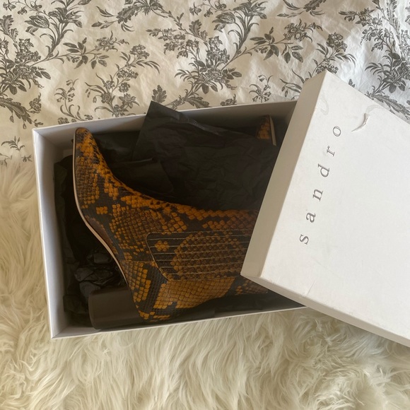 Sandro FW’20 Snakeskin Leather Ankle Boots - Picture 3 of 7